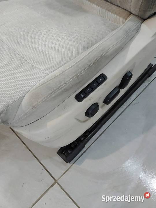 FOTELE KANAPA BOCZKI ELEKTRYCZNE JASNE 3V HB KPL