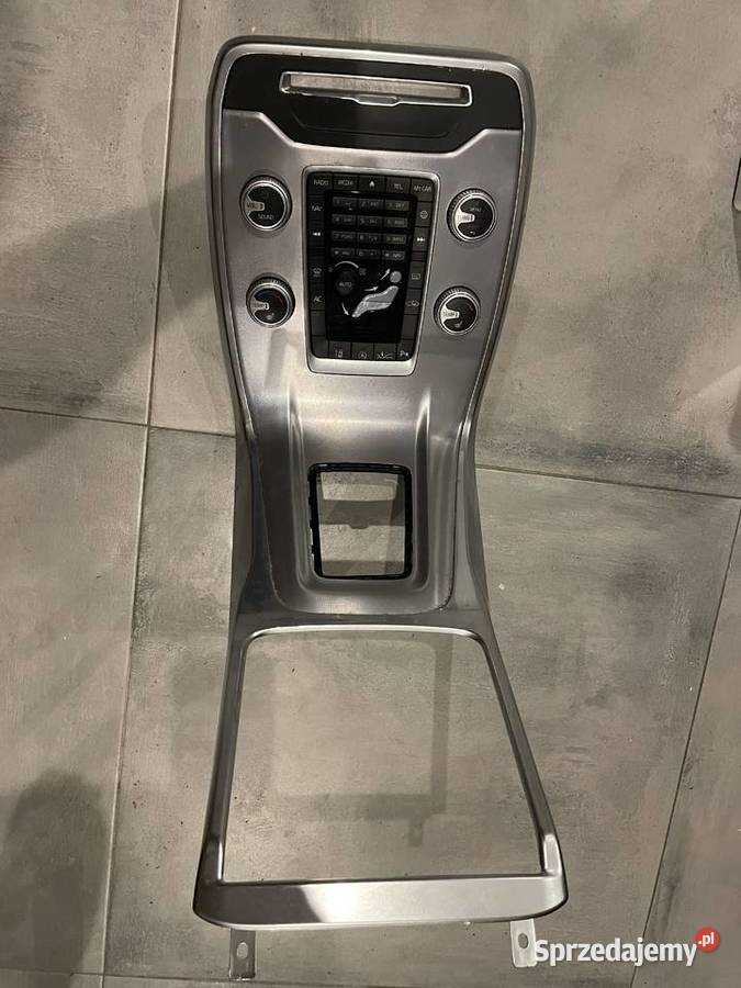 Panel sterowania radiem klimatyzacja VOLVO V70 Darłowo