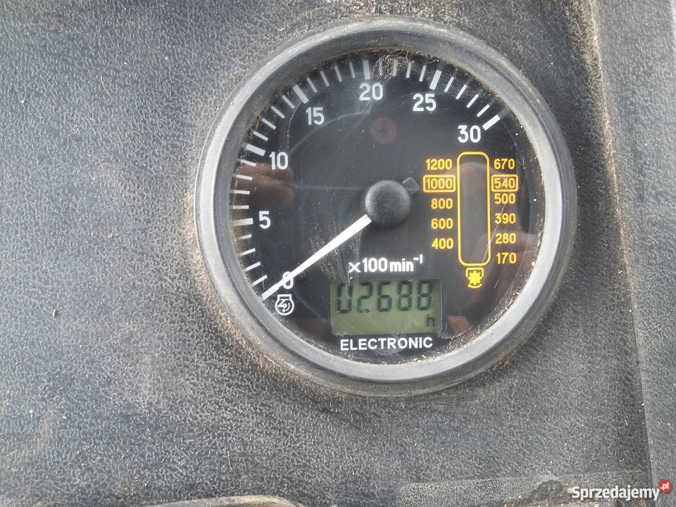 MTZ 820 z turem Rewers mechaniczny Rolnictwo