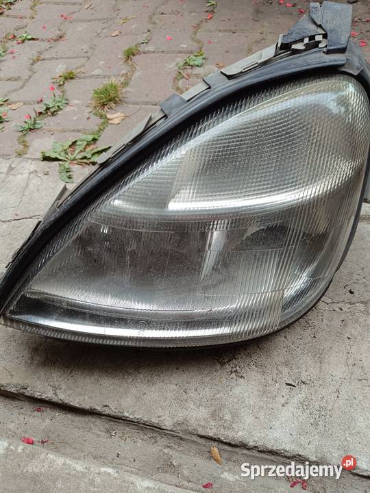 Lampa lewa Mercedes a klasa Tychy