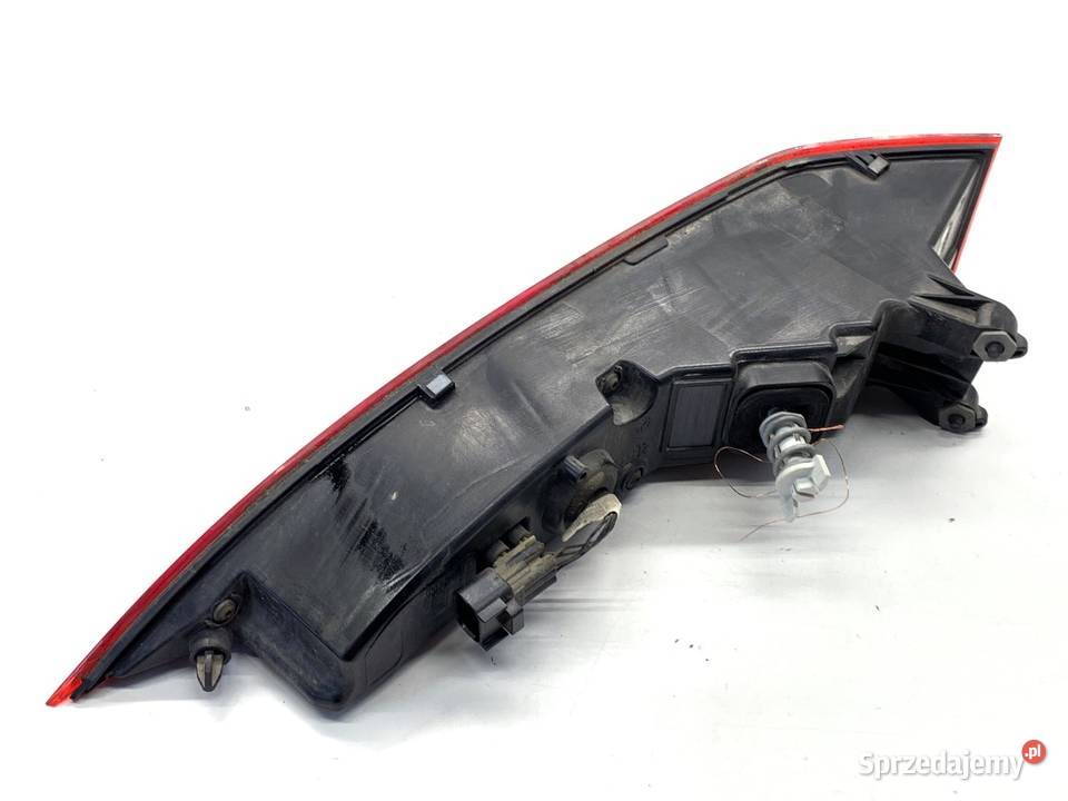 LAMPA PRAWY TYŁ JAGUAR FPACE HK8313404AD SUV Motoryzacja