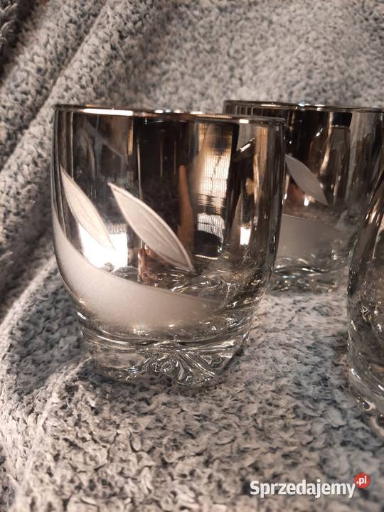 Komplet gastronomiczmy szklanki kieliszki inny kolor Przybory kuchenne Zielona Góra sprzedam