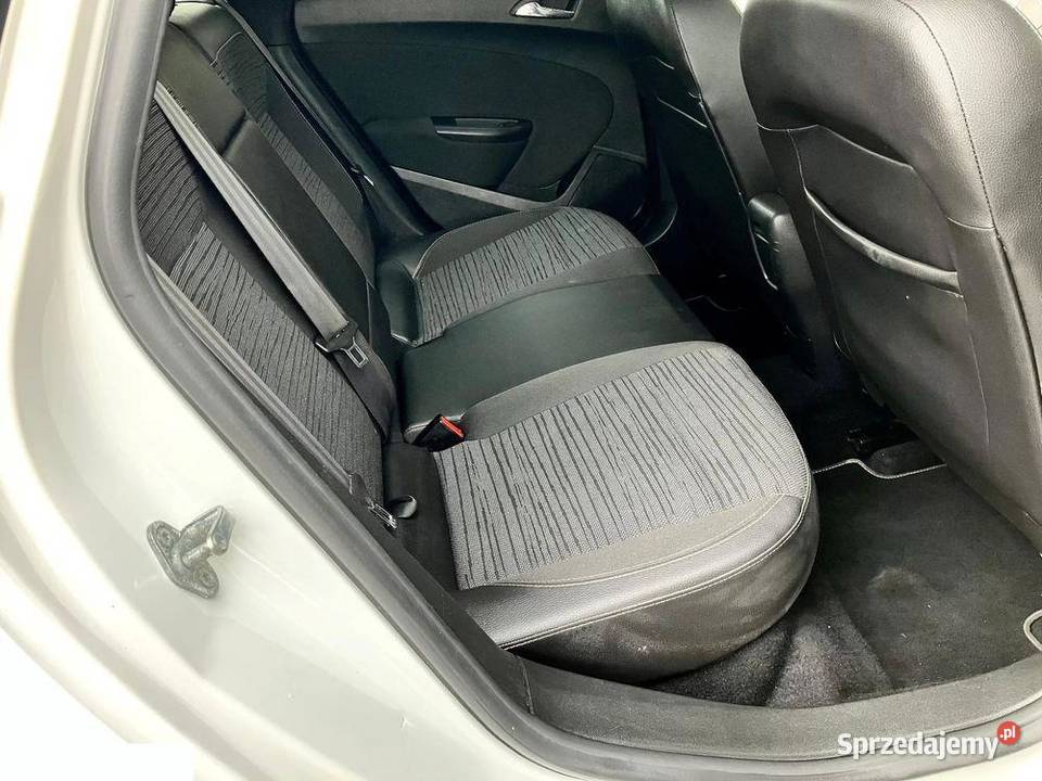 Opel Astra 14 T Color Edition 140 2016r Możliwy nieuszkodzony Radom