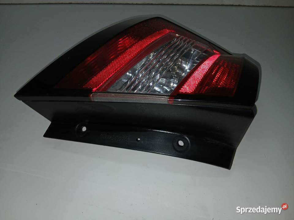 LAMPA PRAWY TYŁ SKODA FABIA III NJ3 2014 2022