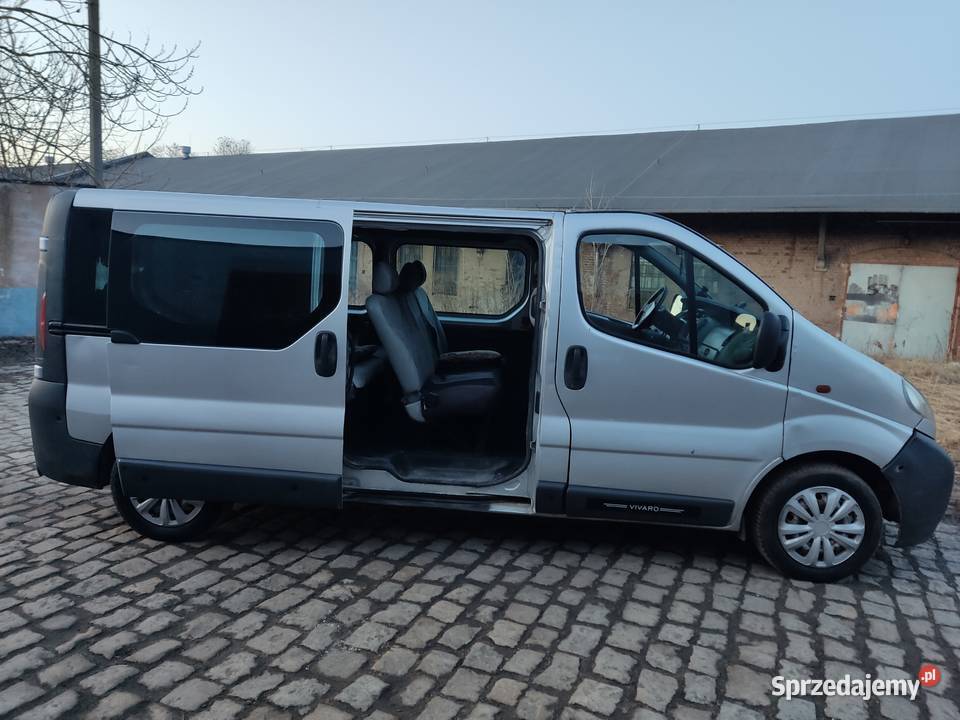 9 osobowy VIVARO r2005 p19d bez dpf długo opłaty nieuszkodzony
