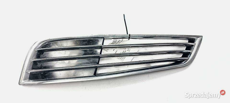 KRATKA ZDERZAKA PRZÓD AUDI A8 D4 4H0807679E Lipno