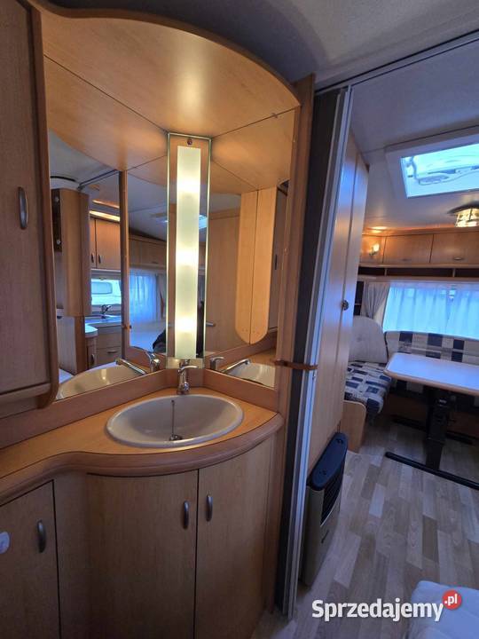 Hobby De Luxe 460 Bedlno