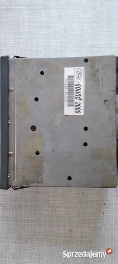 Oryginalne radio kaseta Ford PRL Koło sprzedam