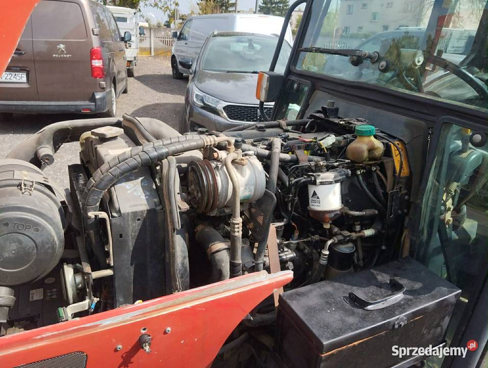 Ciagnik sadowniczy Massey Ferugson 3225 Massey Ferguson wielkopolskie sprzedam