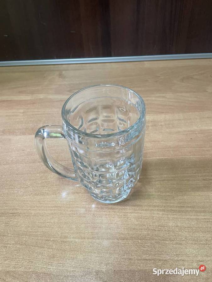 Kufel do piwa z uchem 05 L grube szkło podkarpackie