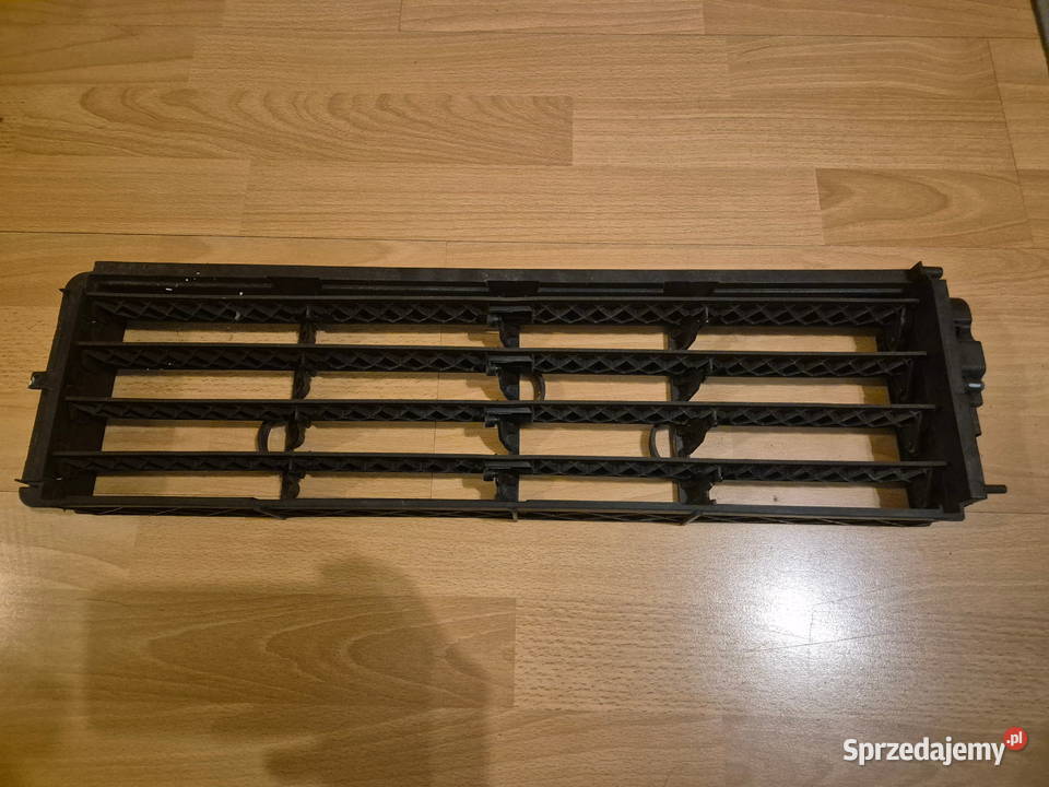 Renault Clio IV żaluzja kierownica powietrza Kierownice powietrza Bucze sprzedam