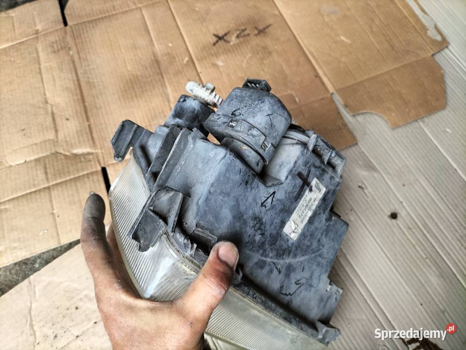 LAMPA PRZÓD LEWA Polo 4 IV 6KV5 Valeo 6K5941009P