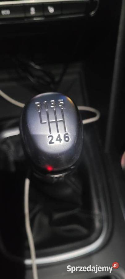 Renault Megane IV wersja Bose czujnik zmierzchu