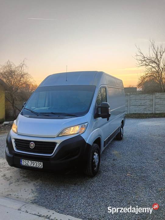Fiat Ducato III 2.3 Srebrny, Zadbane Auto Dostawcze, Gotowy do Pracy!