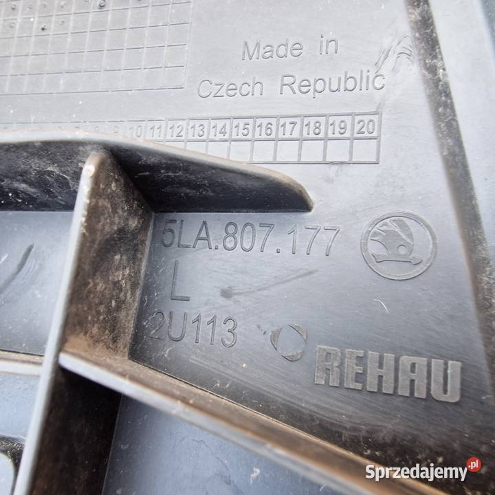 SKODA YETI ŚLIZG ZDERZAKA PRAWY PRZÓD 5LA807177 osobowe Bieleń