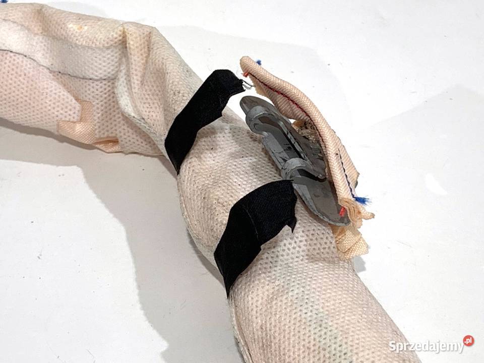 KURTYNA POWIETRZNA PRAWY NISSAN JUKE F15 osobowe