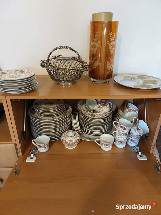 Serwis stołowy z chińskiej porcelany Legnica