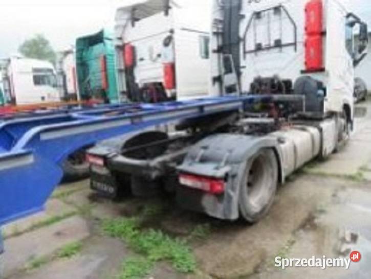 Syndyk sprzeda ciągnik siodłowy VOLVO FH 500 Poznań