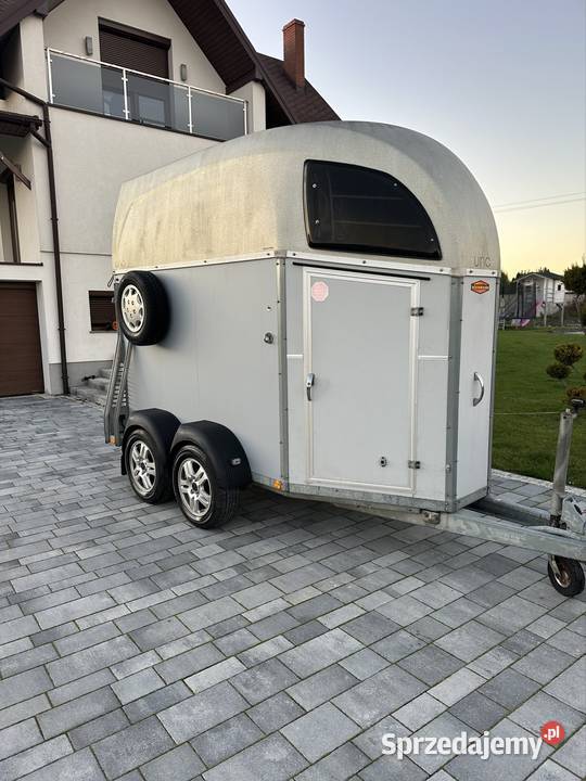 Przyczepa do przewozu 15 konia kąt B dmc 1290