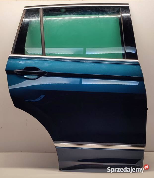 VW TIGUAN II DRZWI PRAWY TYŁ LP5J 5NA833056J sprzedam