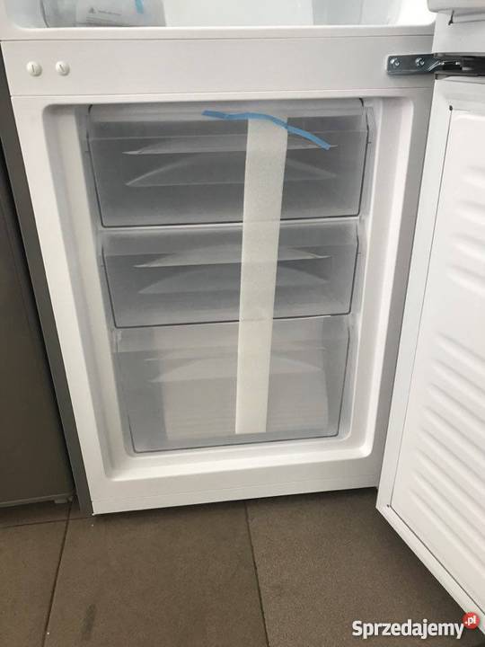 Tanie lodówki Powystawowa Lodówka Candy Klasa A Lodówki i zamrażarki Warszawa