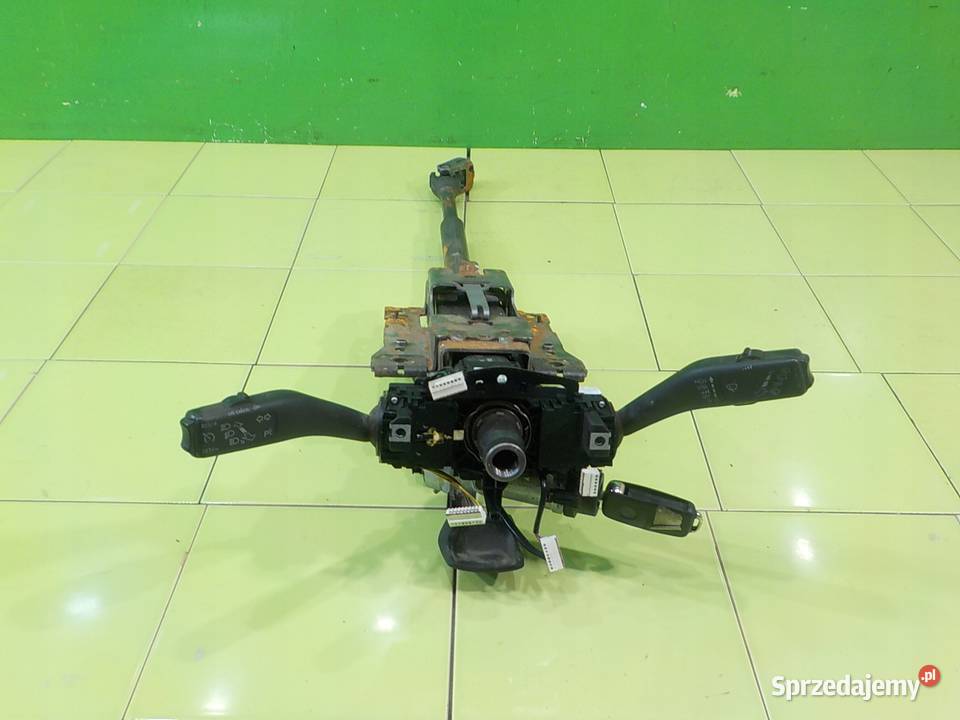 VW CADDY III LIFT 13r VAN AIRBAG stacyjka z Motoryzacja