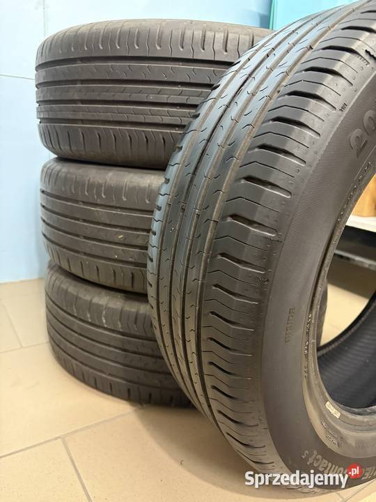 Komplet opony letnie Continental 205 60 16