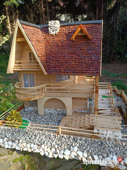 Praca ręczna makieta domku materiały ekologiczne Wieliczka