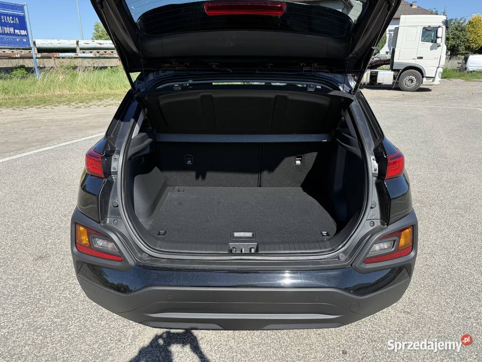 Hyundai Kona BENZYNA Klimatronik Tempomat Ledy garażowany Konin sprzedam