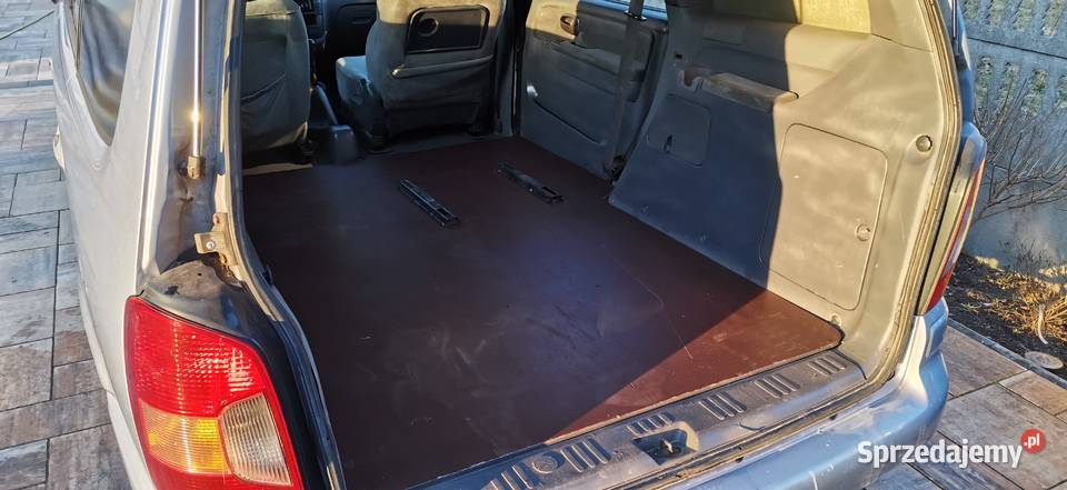 Hyundai Trajet 5 osób 660 LPG Przegląd OC Gowarczów