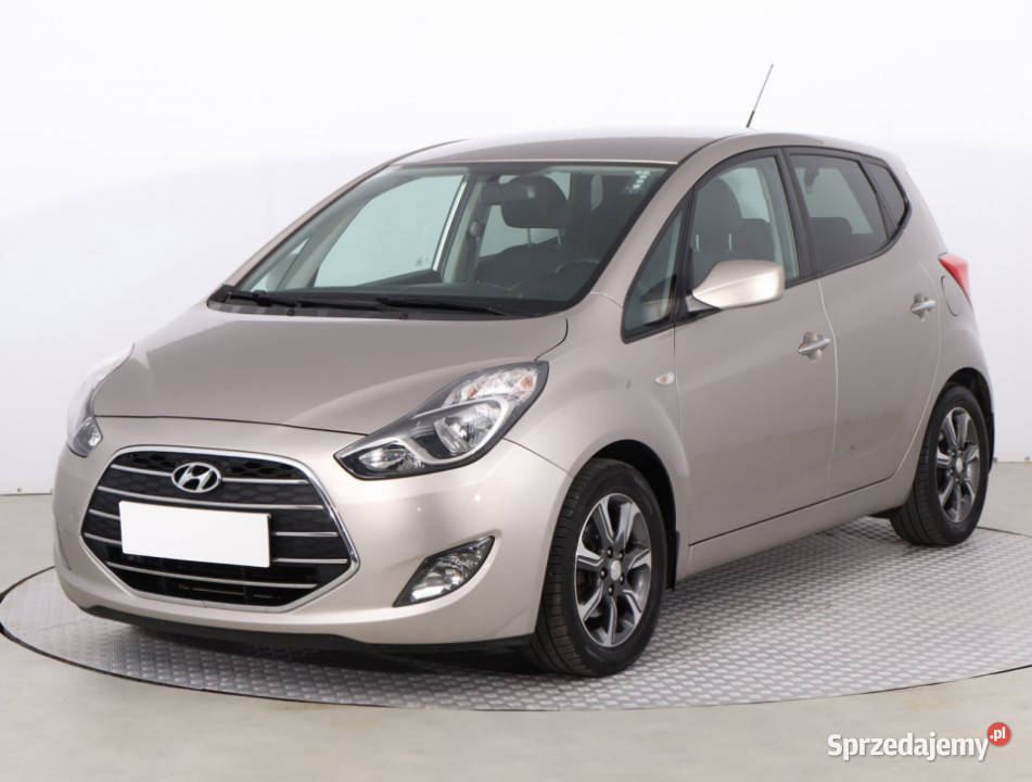 Hyundai ix20 16 CVVT wielofunkcyjna kierownica ix20