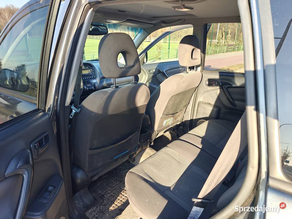 Sprzedam Toyotę RAV IV drugiej generacji