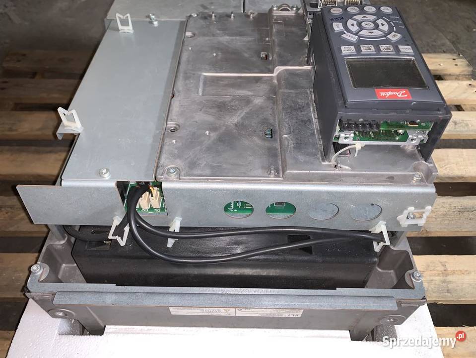 Danfoss VLT FC302 131H9906 75kW 147A FC Warszawa sprzedam