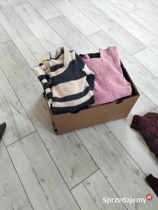 karton ciuchów Sztum