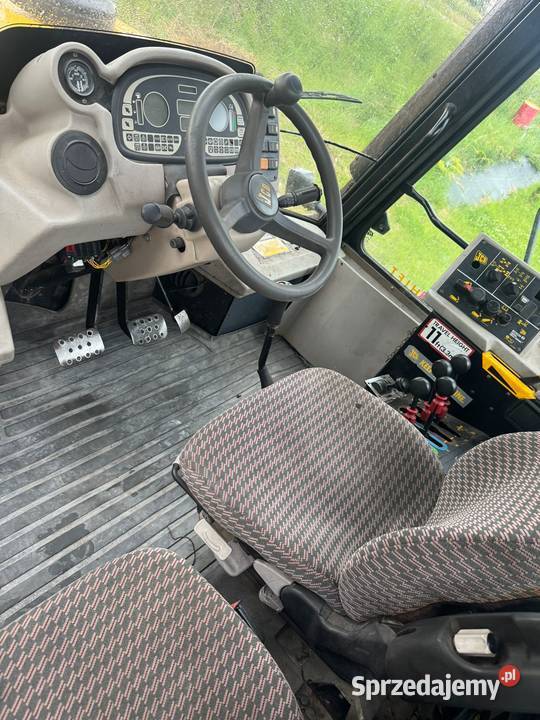 ciągnik rolniczy JCB Fastrac 3155 traktor JCB JCB Ostrzyce