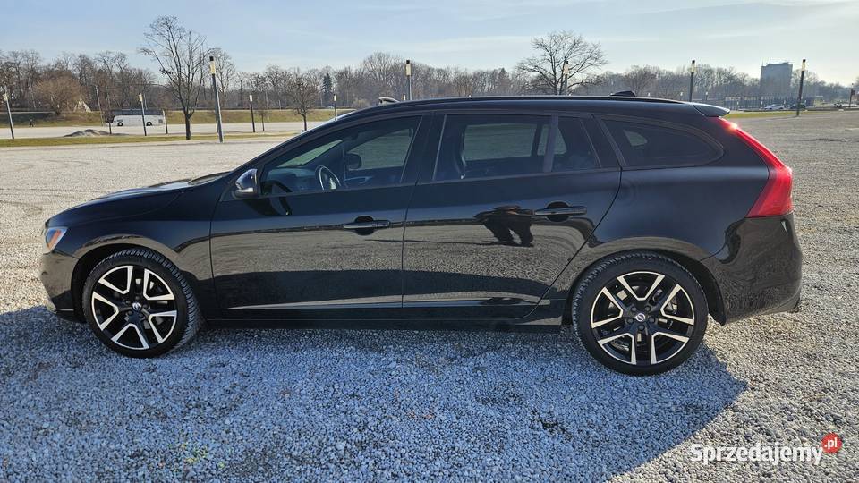 Volvo v60 T5 RDesigne bogata stan