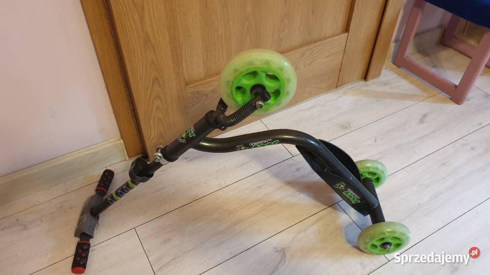 Hulajnoga Trójkołowa scooter Mosina
