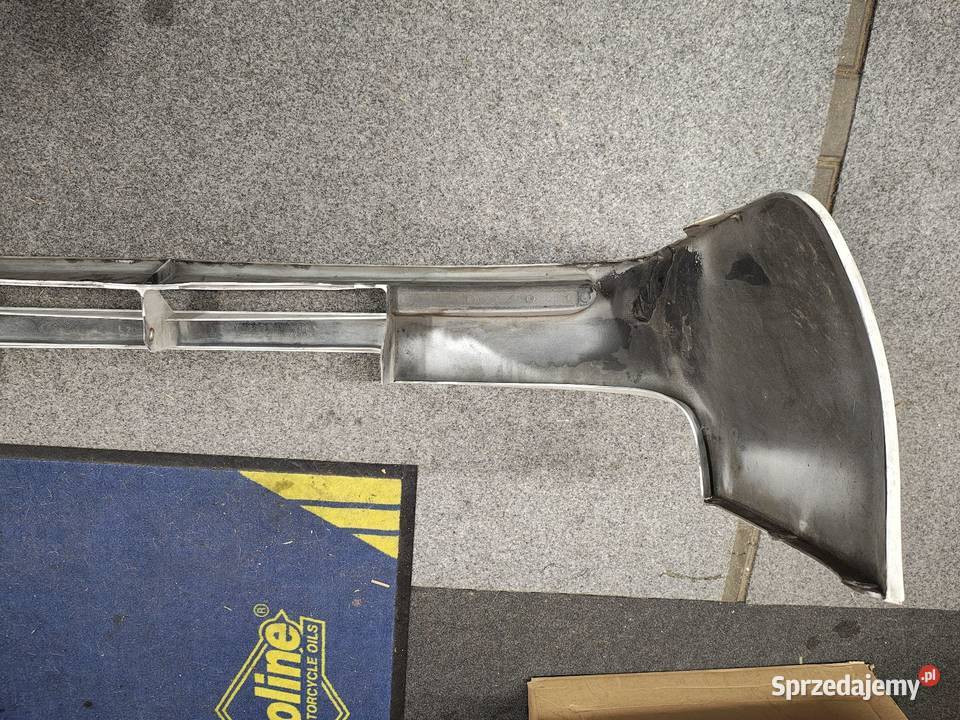 Przedni spoiler Porsche 944