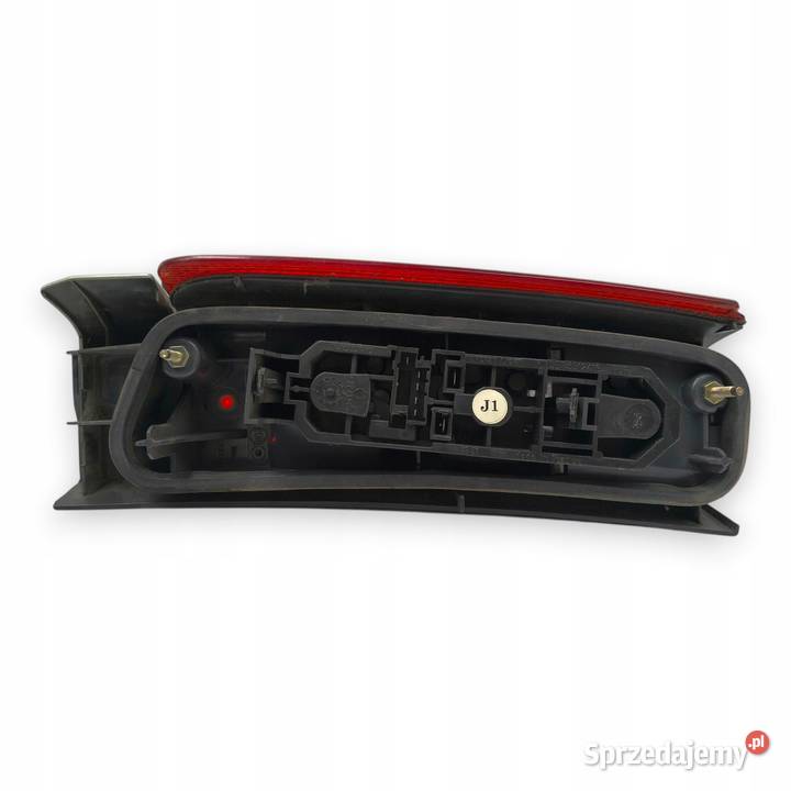 LAMPA PRAWA Volvo V70 I XC70 9600r TYLNA prawy osobowe Chełm