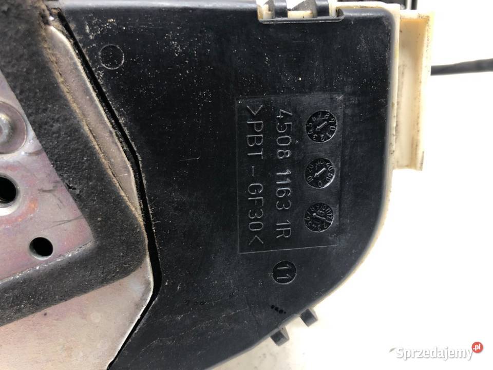 ZAMEK DRZWI PRAWY PRZÓD MERCEDES W221 Hatchback