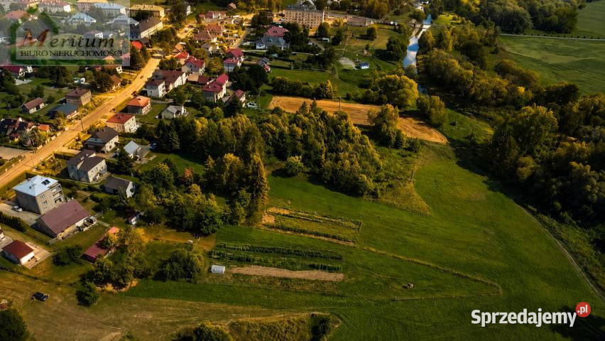 Grunt 1090m2 Jedlicze sprzedam