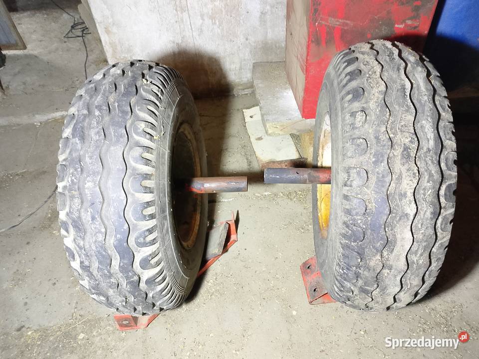 Koła komplet 11580 153 2 sztuki z półosiami Lubartów