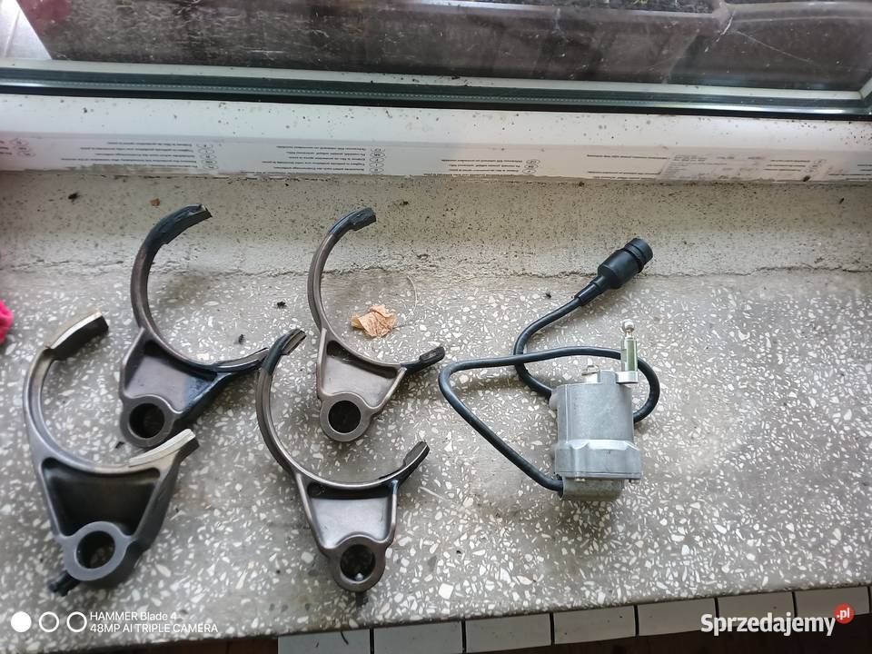 Czujnik sprzęgła Renault 10354 7700019600 Ustrzyki Dolne