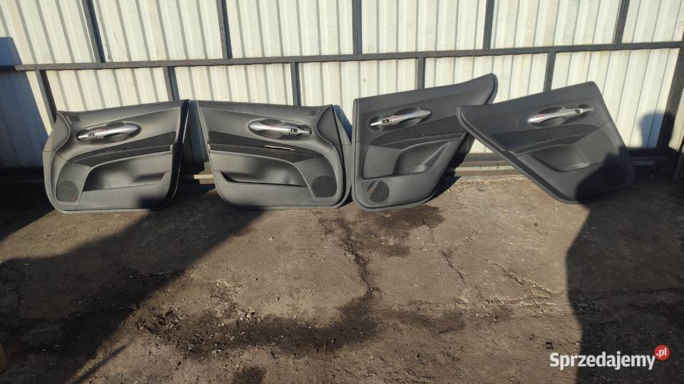 TOYOTA AURIS I LIFT FOTEL KANAPA BOCZKI FOTELE Włoszczowa