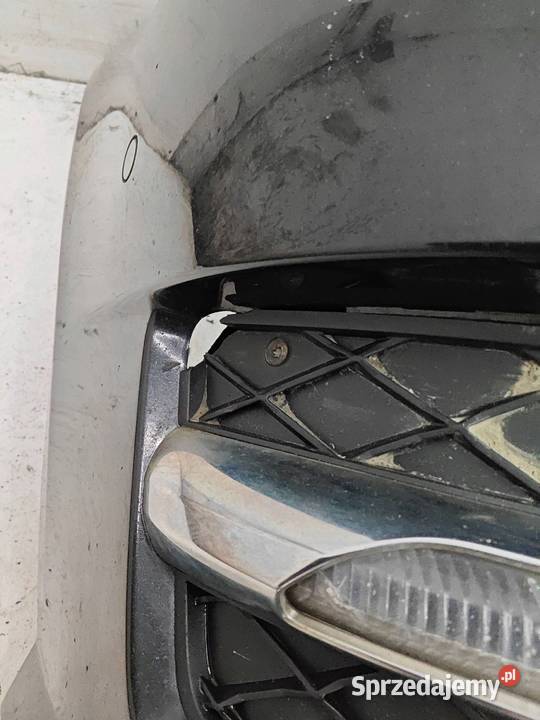 MercedesBenz C W204 Zderzak Przód Przedni LED osobowe Zderzaki