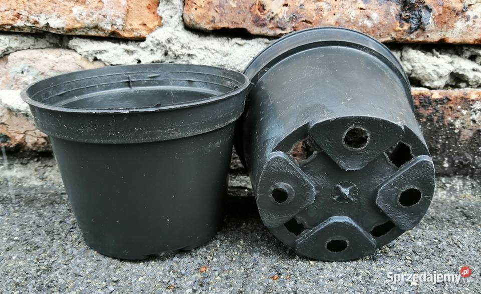 Doniczki produkcyjne śr 11 05L czarne okrągłe Pozostałe Siewierz