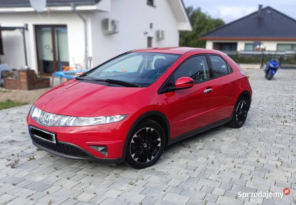 Honda Civic VIII 14 benzyna maly przebieg brak Civic Baczyna