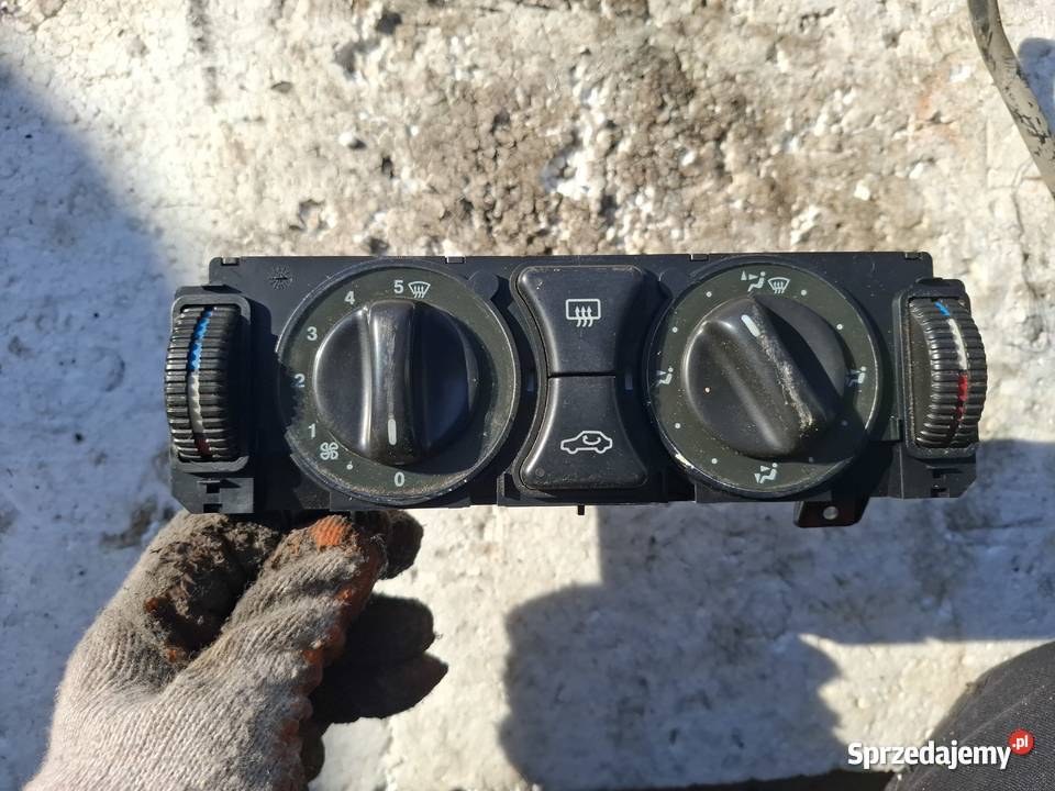 Panel Nawiewu Mercedes W210 osobowe Wisznice