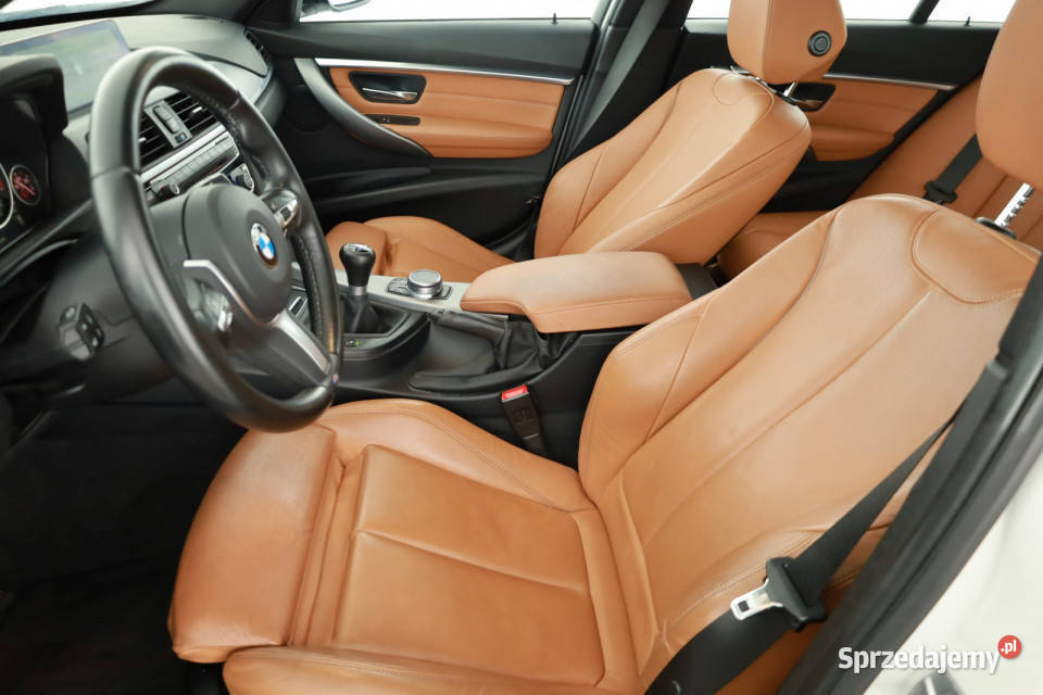 BMW 3 330 i Kombi Seria 3 Piaseczno sprzedam