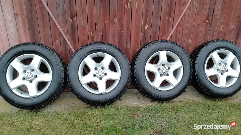 Koła zimowe Nowe opony zimowe VW Touareg pomorskie Płachty